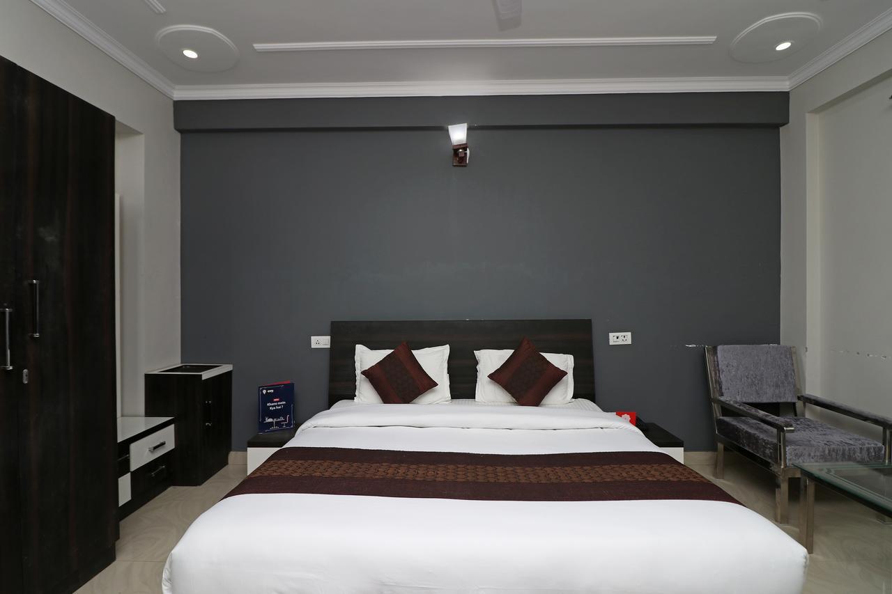 Oyo 11877 Royal Residency Hotel New Tehri Exterior photo